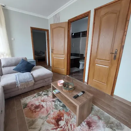 Akacvirag Airport Vendeghaz Appartement Debrecen