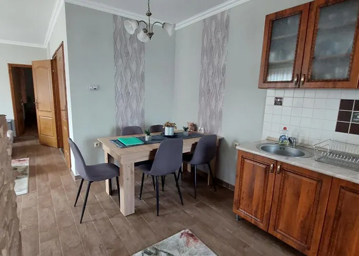 Akácvirág Airport Apartamento Debrecen