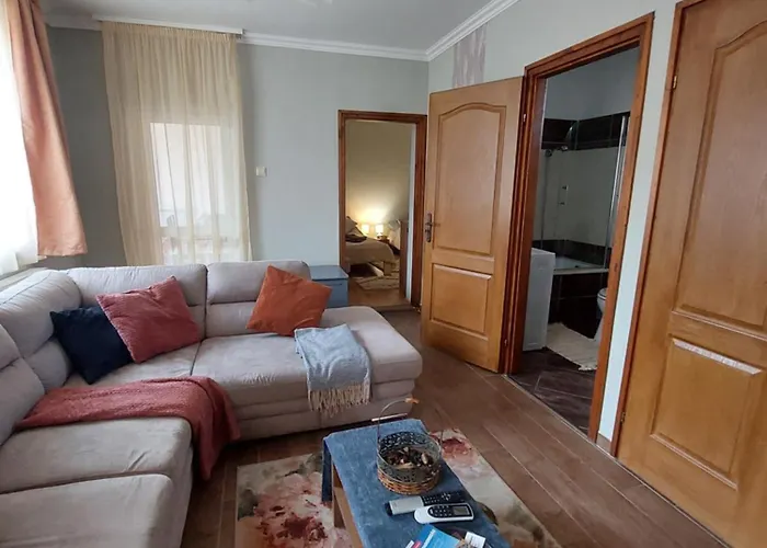 Akácvirág Airport Apartamento Debrecen